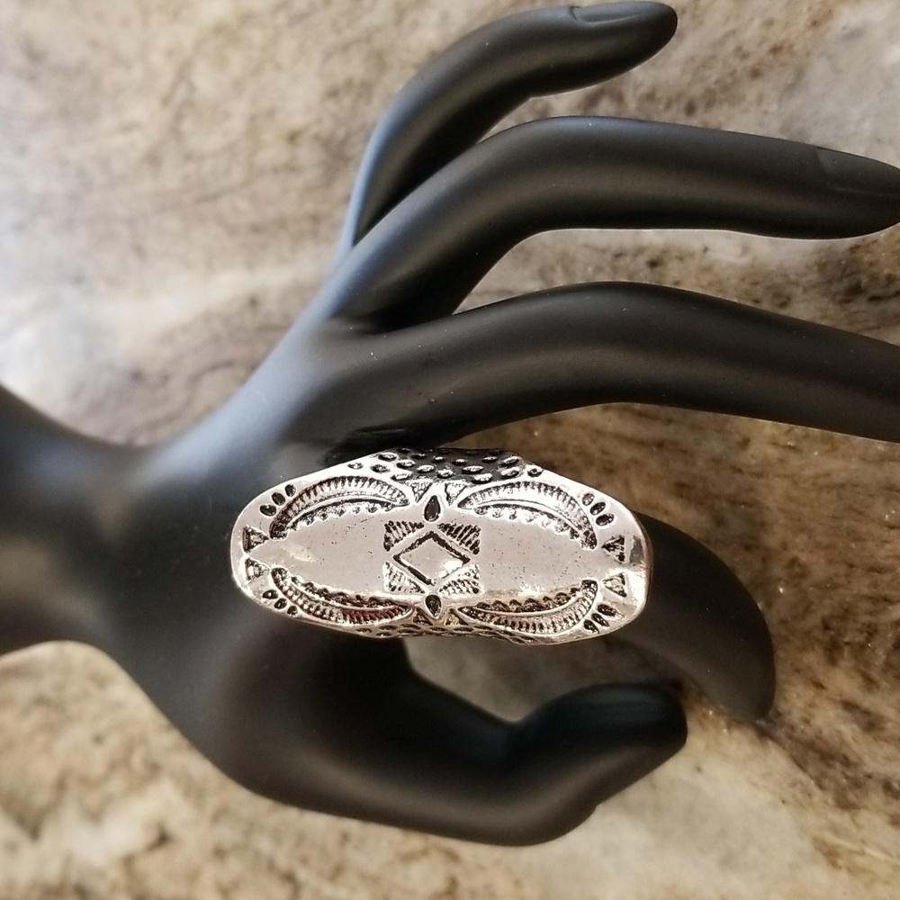 Forever 21 Silver Tribal Ring
